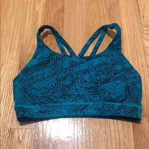 Lululemon sports bra
